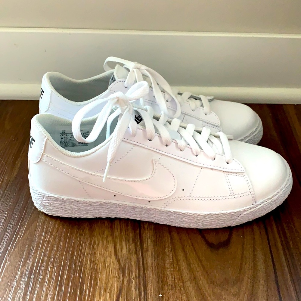 Nike Low Court Legacy